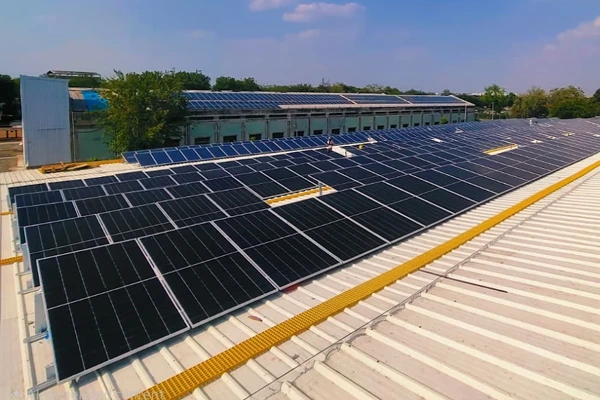 453 kW solar plant Kadi, Gujarat