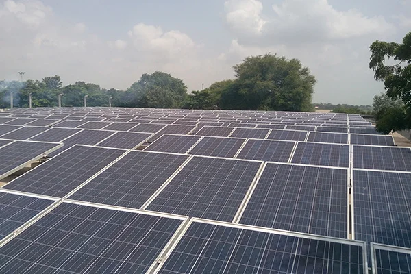 720kw solar power plant - Ahmedabad Airport